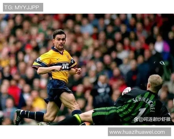 永载史册的足球传奇人物谁才是那位永不遗忘的球场巨星